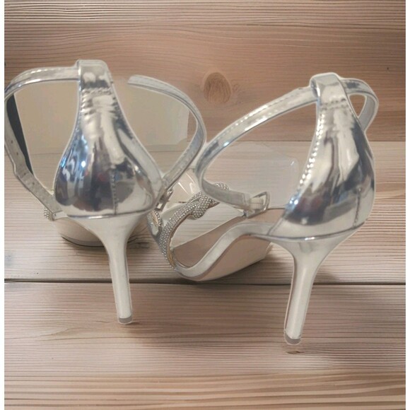 STEVE MADDEN Embellished Confetti Heels Metallic Silver SZ 7 1/2 - Picture 4 of 11